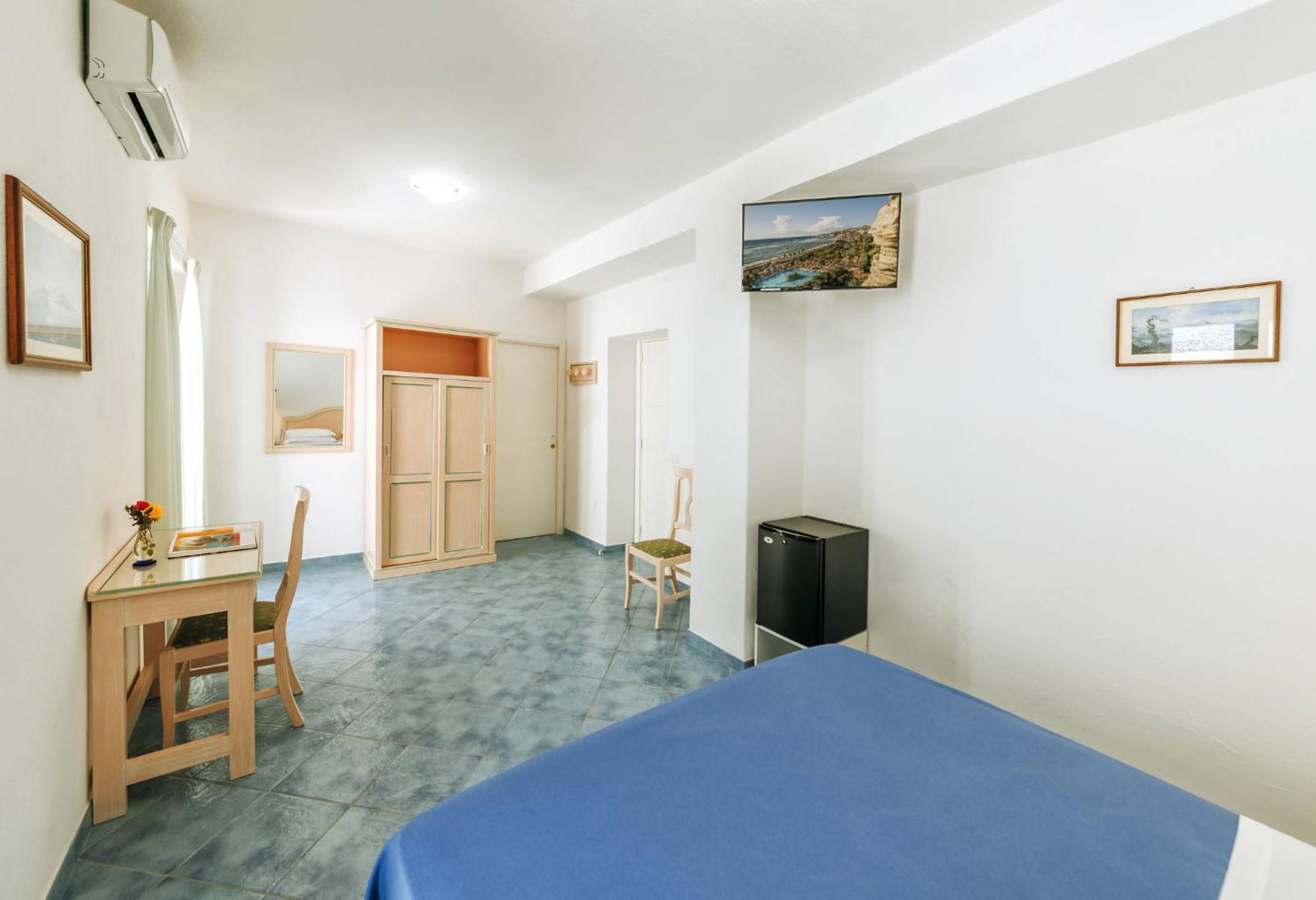 Hotel Villa D'Orta Ischia Room photo